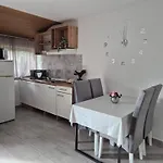 Sanja-marino Apartman *