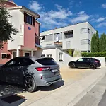 Sanja-marino Apartman
