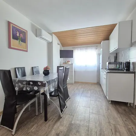Sanja-marino Apartmán *
